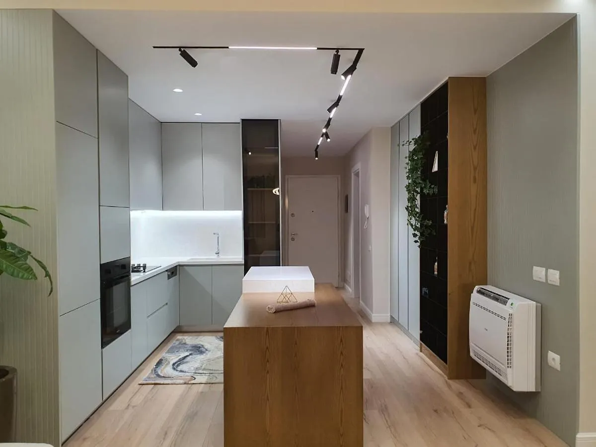 Lois Apartment 티라나 알바니아